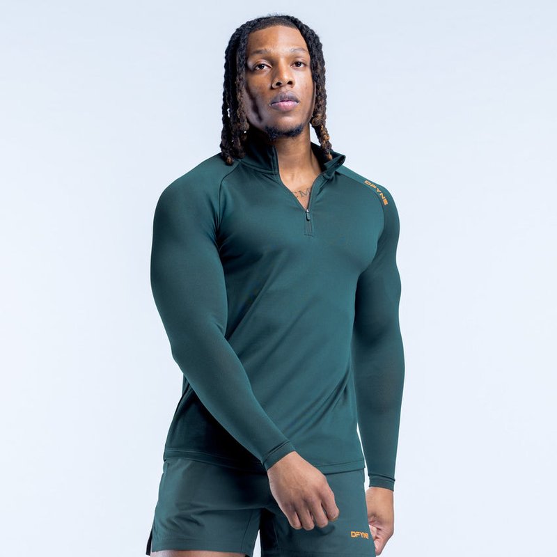 Unbound Quarter Zip